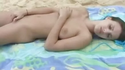 Cô sex gais gái tóc vàng bị rách, và cô trụy lạc anh