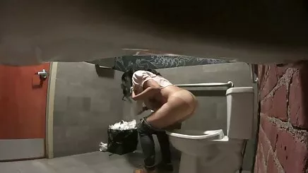 Đồng sex vu dep rải trên dép