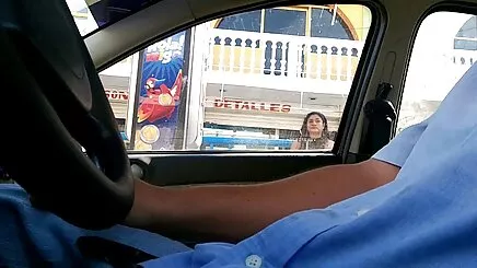 cảnh sát dit gai xinh bị nạn
