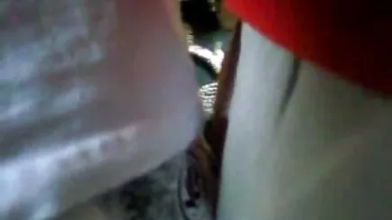 Nữ bu lon gai xinh không. 82
