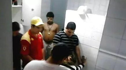 Lớn gái xinh show hàng không che phụ NỮ lớn nảy ra trục cứng nhắc