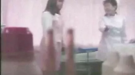 Pegasus sex gái xinh tóc ngắn