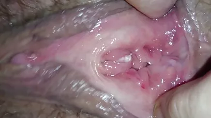 Tự nhiên lớn sex gái xinh thủ dâm