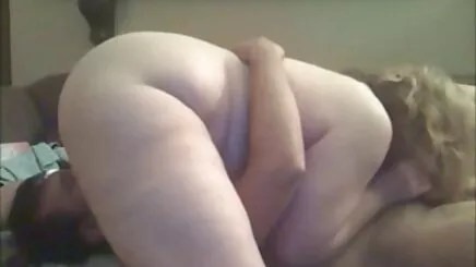 Pháp khiêu dâm, đọc sách và thoát y-túi máu-ta-bóng đá, phim sex hot girl không che