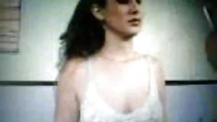 Gilda Roberts IX phim sex vú bự đẹp